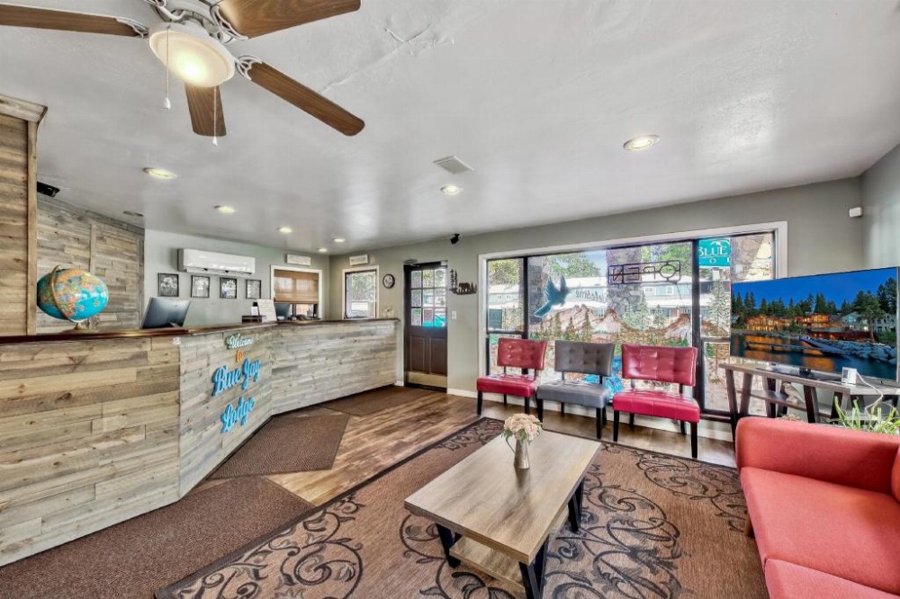 Blue Jay Lodge Main image